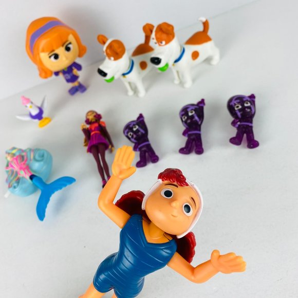 Lot of Toy Figures Scooby Disney Secret Life of Pets Luca Pretend Play Figures - Picture 6 of 6
